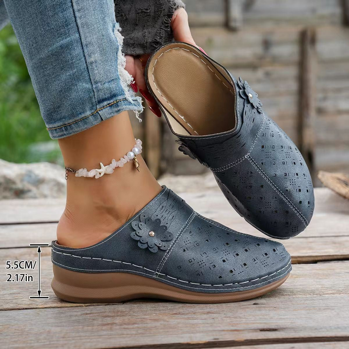 Orthopedic Wide-Toe Wedge Clogs – Lightweight & Non-Slip
